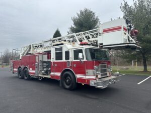 2001 Pierce 85’ Platform