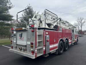 2001 Pierce 85’ Platform