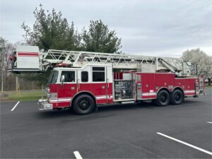 2001 Pierce 85’ Platform