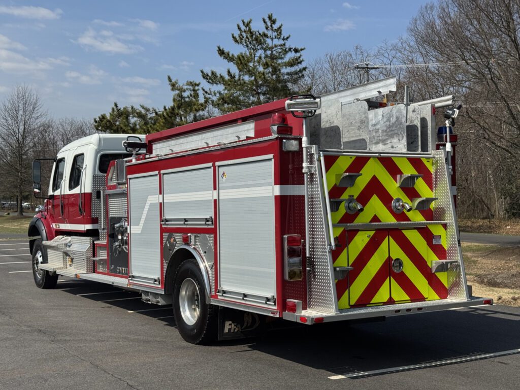 2012 Freightliner Ferrara 4×4