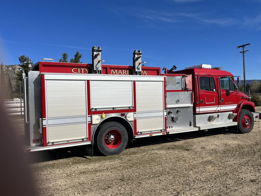 2004 Freightliner FL80