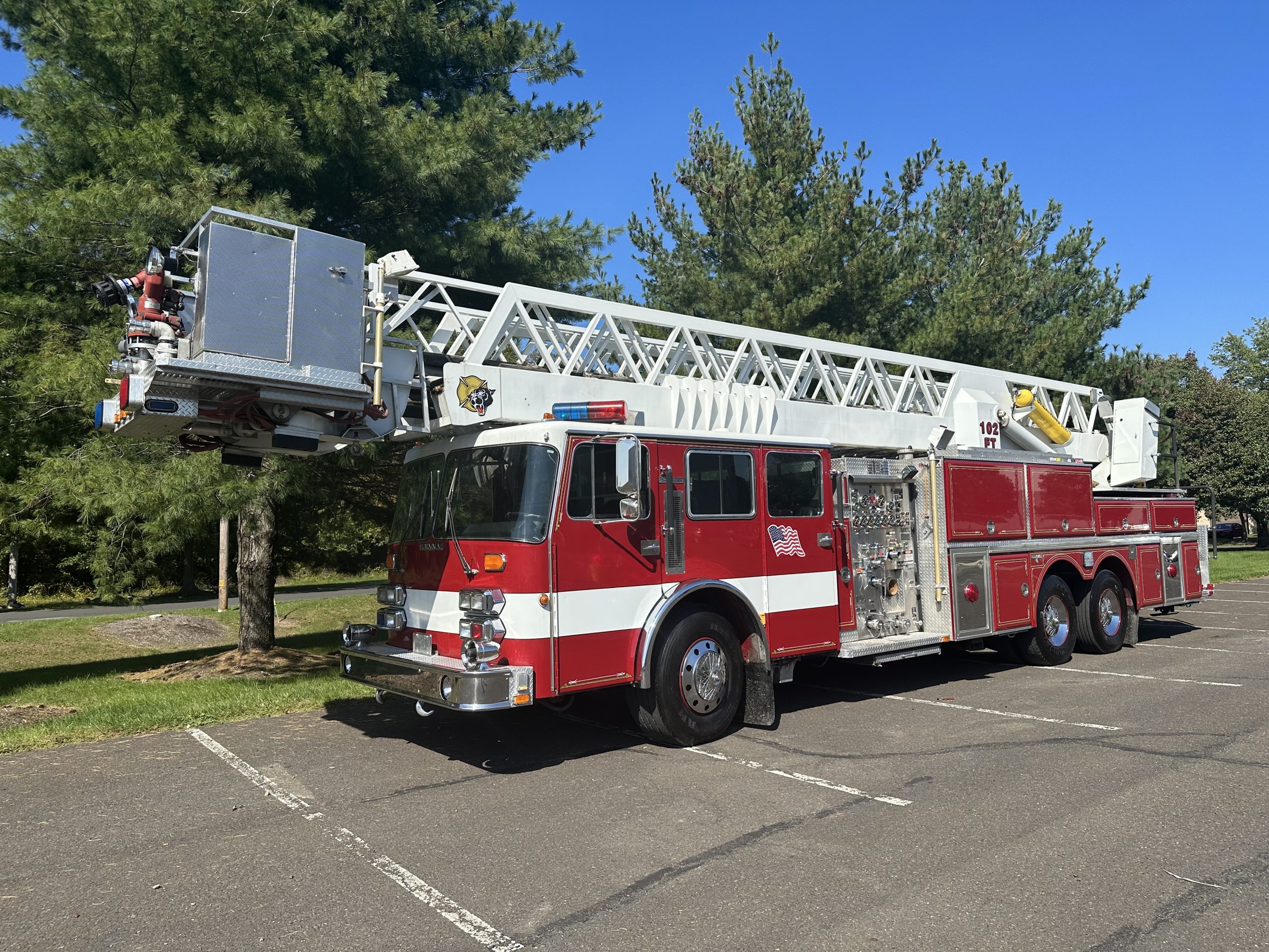 Aerial Fire Trucks: The Essential High-Reach Heroes