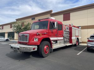 2004 Freightliner - used Fire Truck for sale