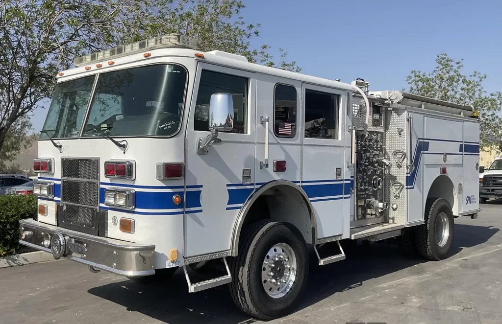 2005 Pierce 4 wildfire fire truck for sale