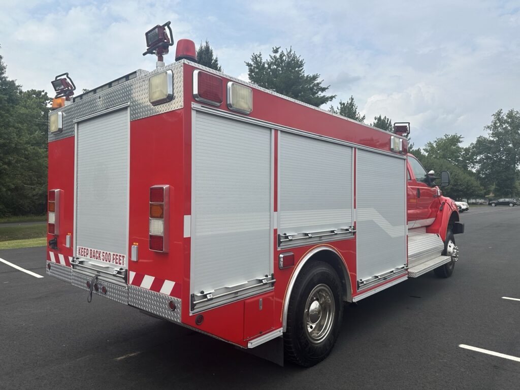 2006 Ford F-750 4×4 Dry Chemical & Foam Truck