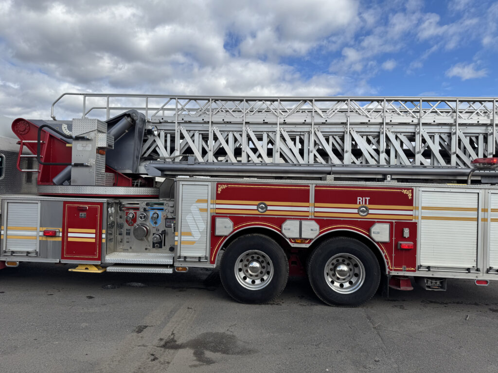 2000 Suthphen Custom Aerial