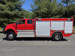 2006 Ford F-750 4×4 Dry Chemical & Foam Truck