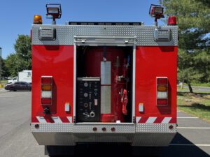 2006 Ford F-750 4×4 Dry Chemical & Foam Truck