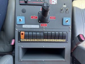 2006 Ford F-750 4×4 Dry Chemical & Foam Truck