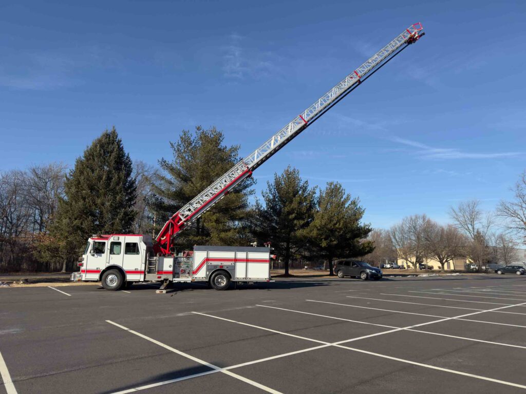 2011 Sutphen Mid-Mount Aerial Ladder