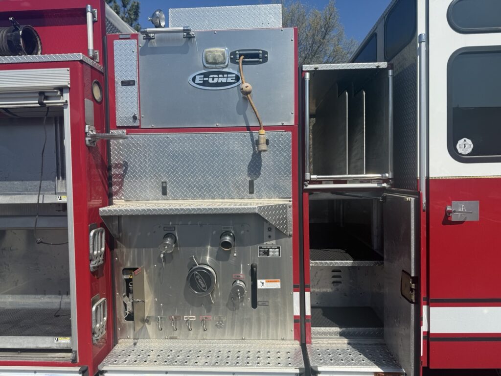 2010 E-One Custom Pumper