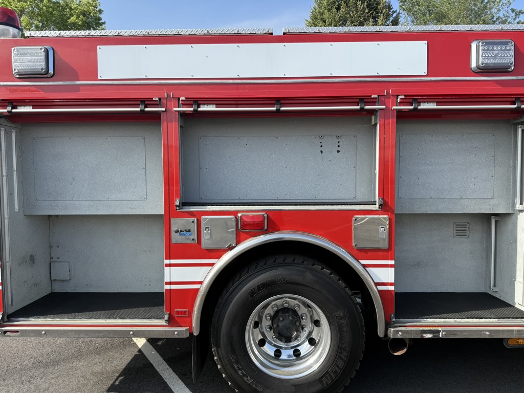 2009 Seagrave Pumper-SALE PENDING