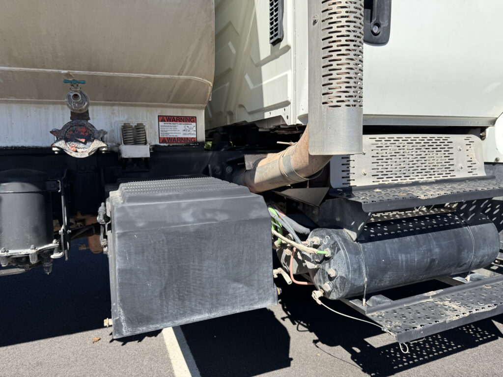 2016 International 7400 SBA 6×4 Tanker