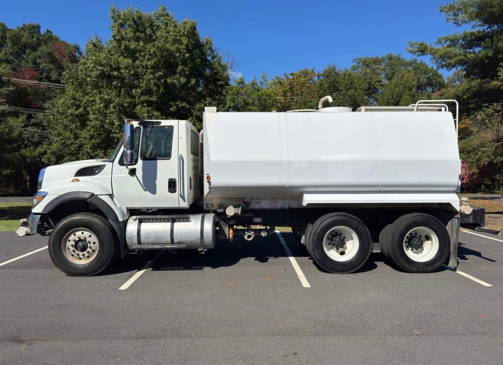 2016 International 7400 SBA 6×4 Tanker