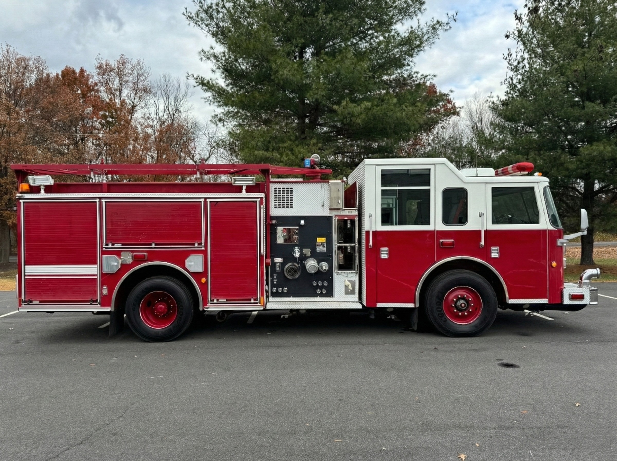 2008 Pierce Contender Pumper