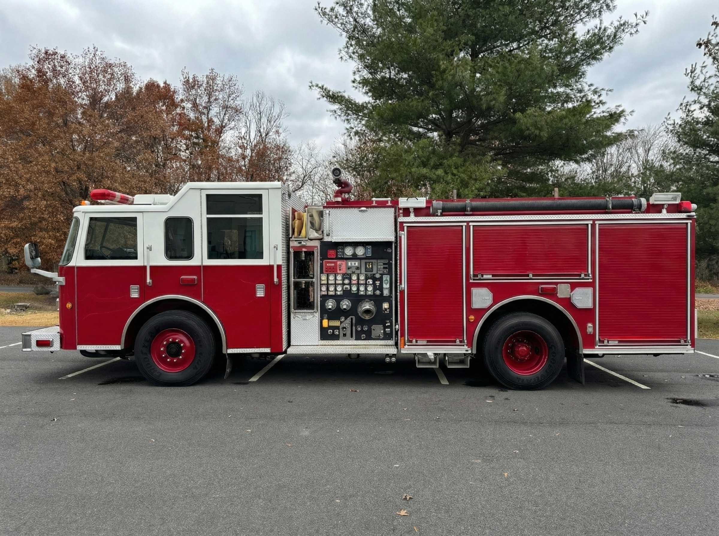 2008 Pierce Contender Pumper