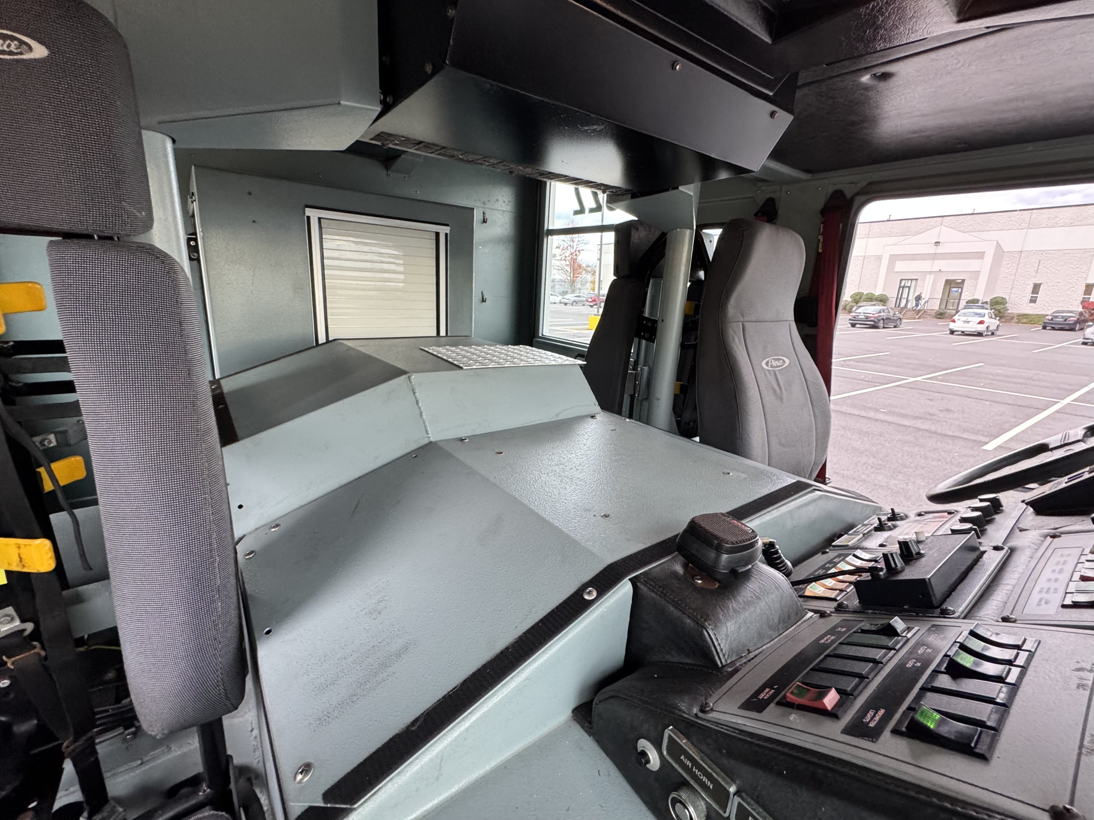 2008 Pierce Contender Pumper