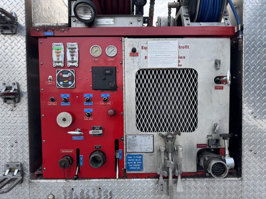 2006 Chevrolet C5500 4×4 Wet Rescue