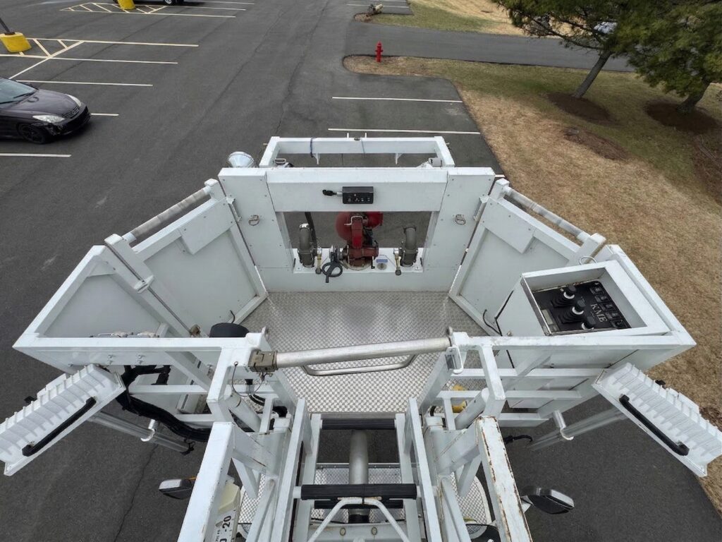 2007 KME AerialCat Aerial