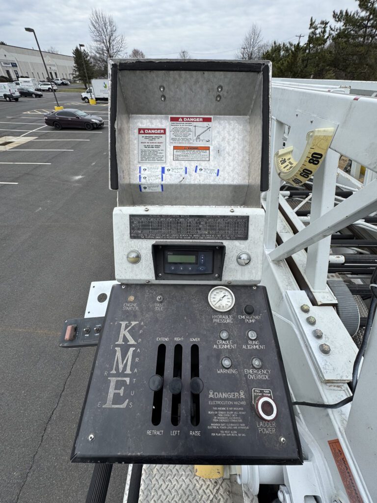 2007 KME AerialCat Aerial