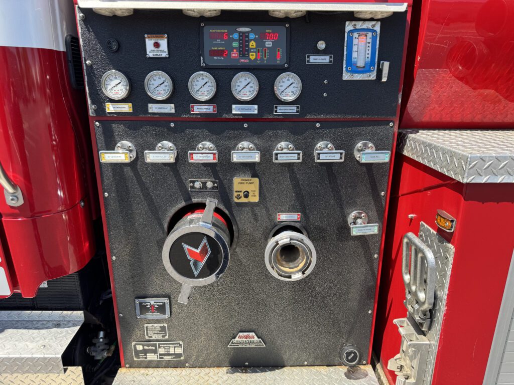 2006 Freightliner Tanker