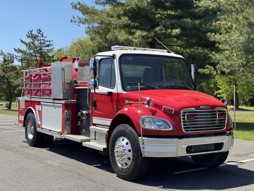 2006 Freightliner Tanker