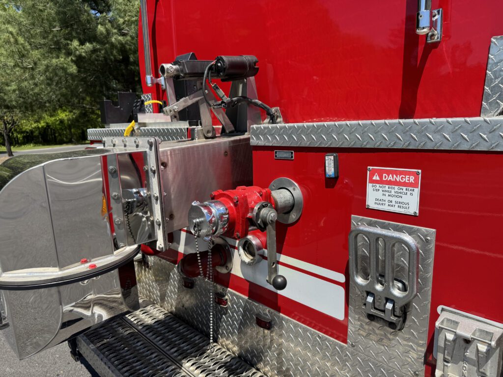 2006 Freightliner Tanker