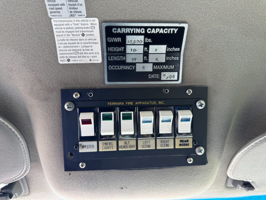 2006 GMC C8500 Utility Support Truck