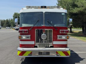 2007 Sutphen 75′ Aerial Ladder