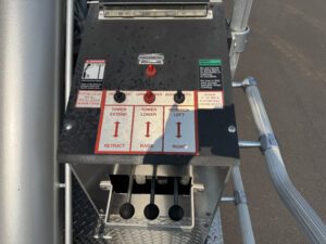 2013 Sutphen SP-90 85′ Aerial Platform