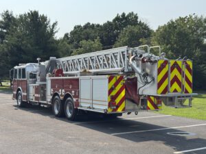 2013 Sutphen SP-90 85′ Aerial Platform