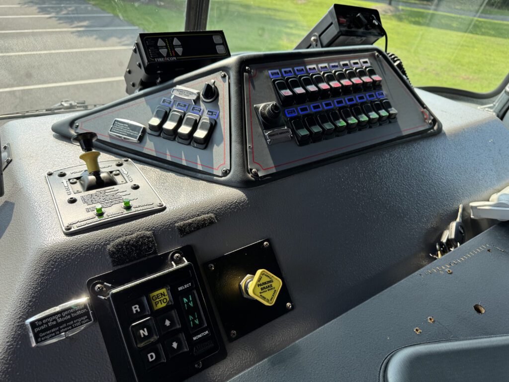 2013 Sutphen SP-90 85′ Aerial Platform